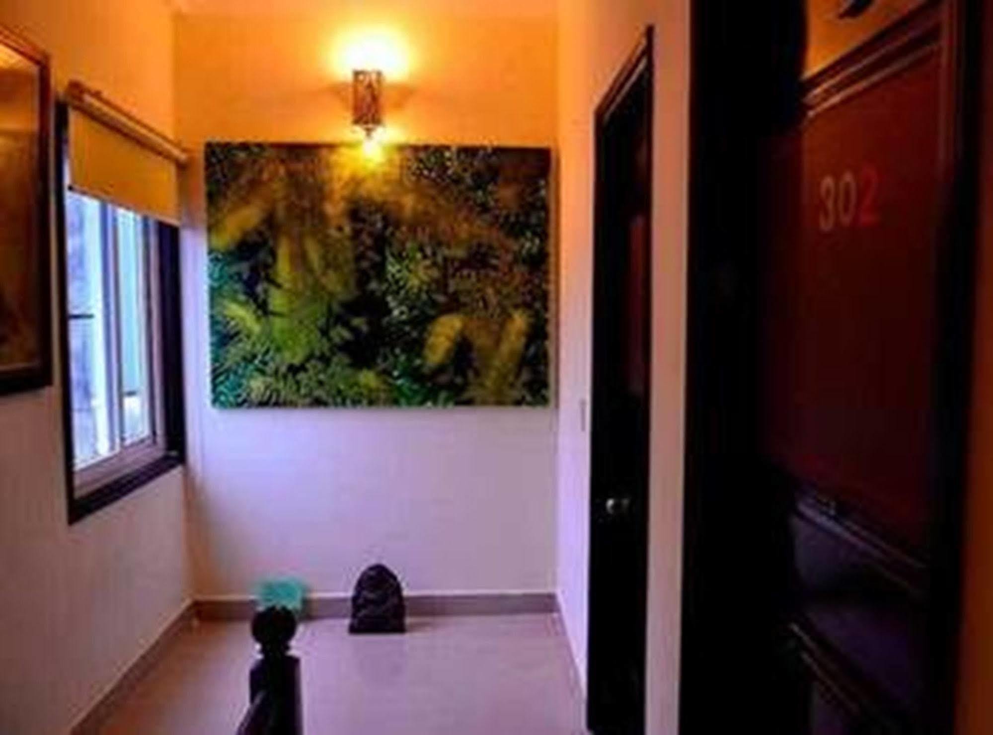 Hue Nino Hotel Luaran gambar